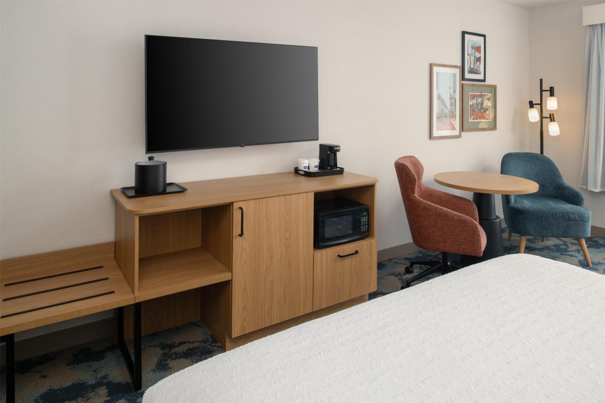 Hampton Inn By Hilton North Hollywood — Photos 3